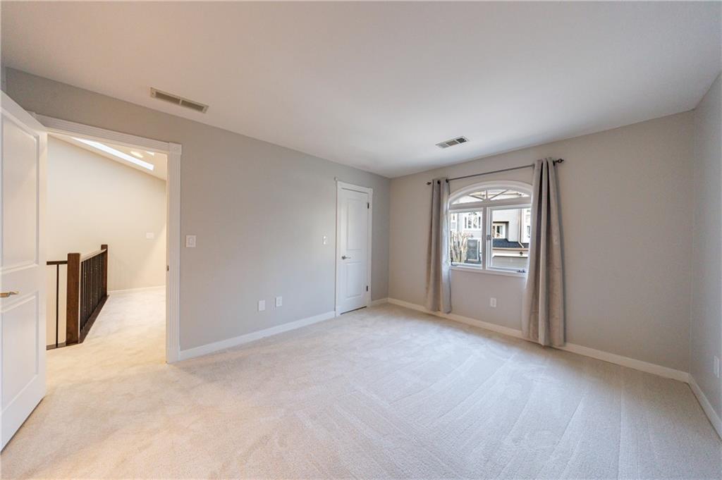 1210 Brookhaven Woods Court NE