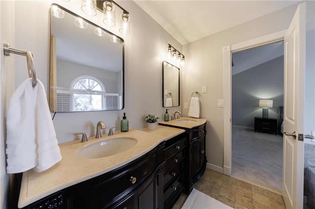 1210 Brookhaven Woods Court NE