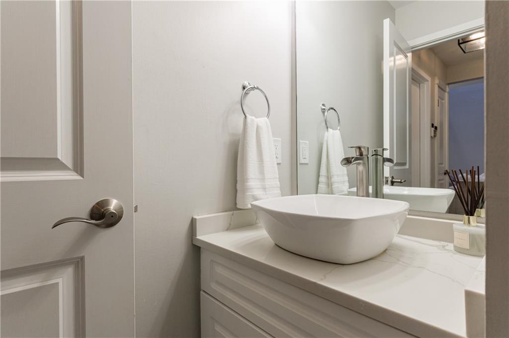 1210 Brookhaven Woods Court NE