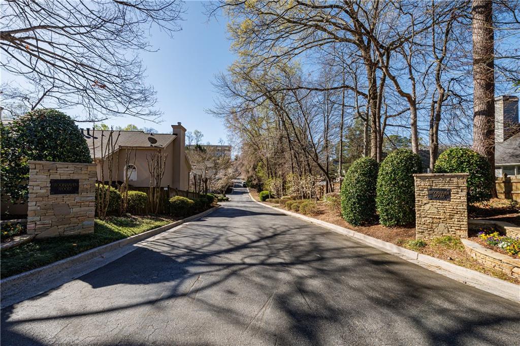 1210 Brookhaven Woods Court NE