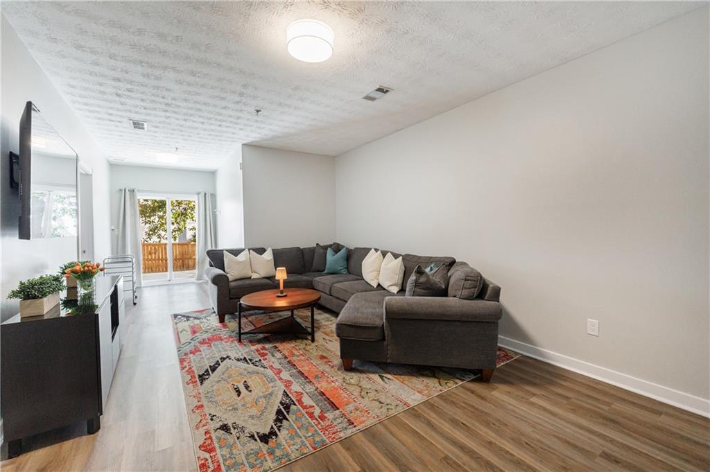 1210 Brookhaven Woods Court NE