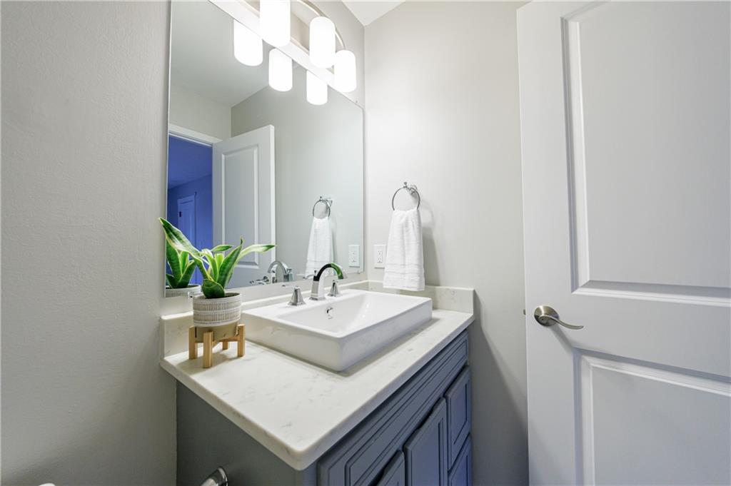 1210 Brookhaven Woods Court NE