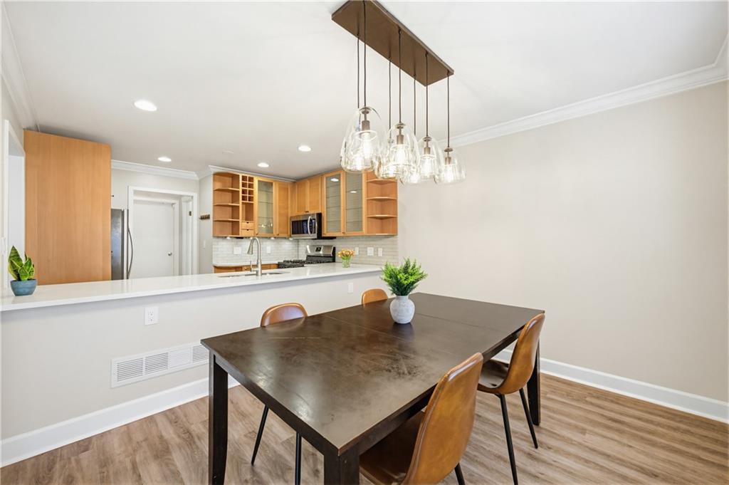 1210 Brookhaven Woods Court NE