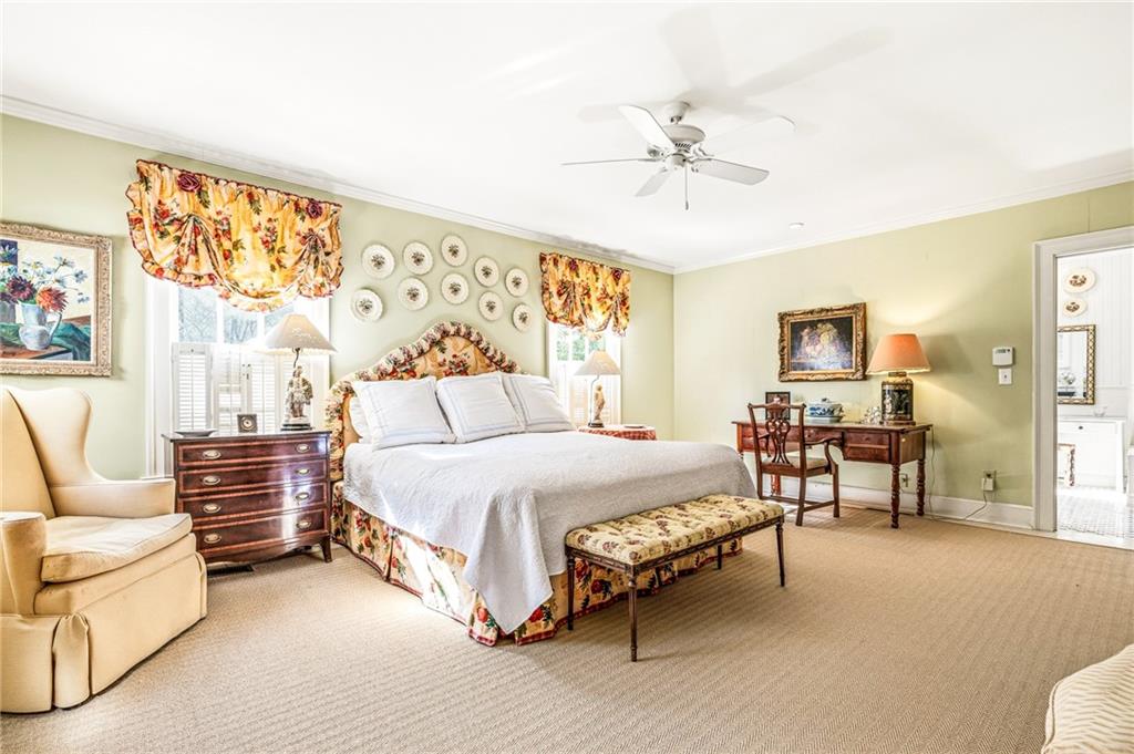 547 Spring Valley Road NW