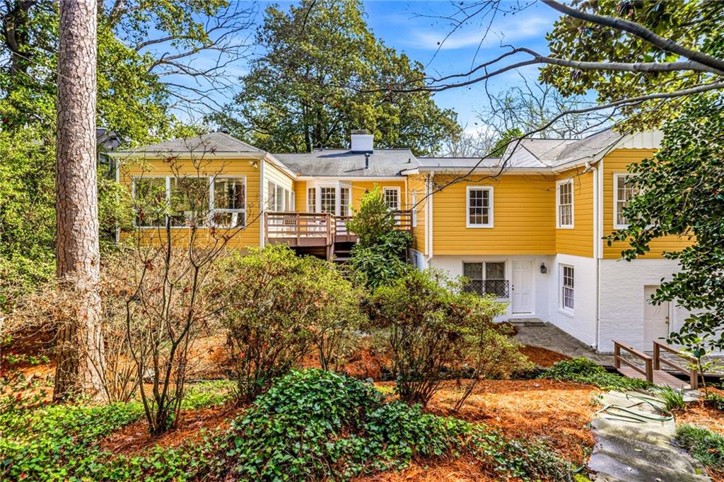 547 Spring Valley Road NW