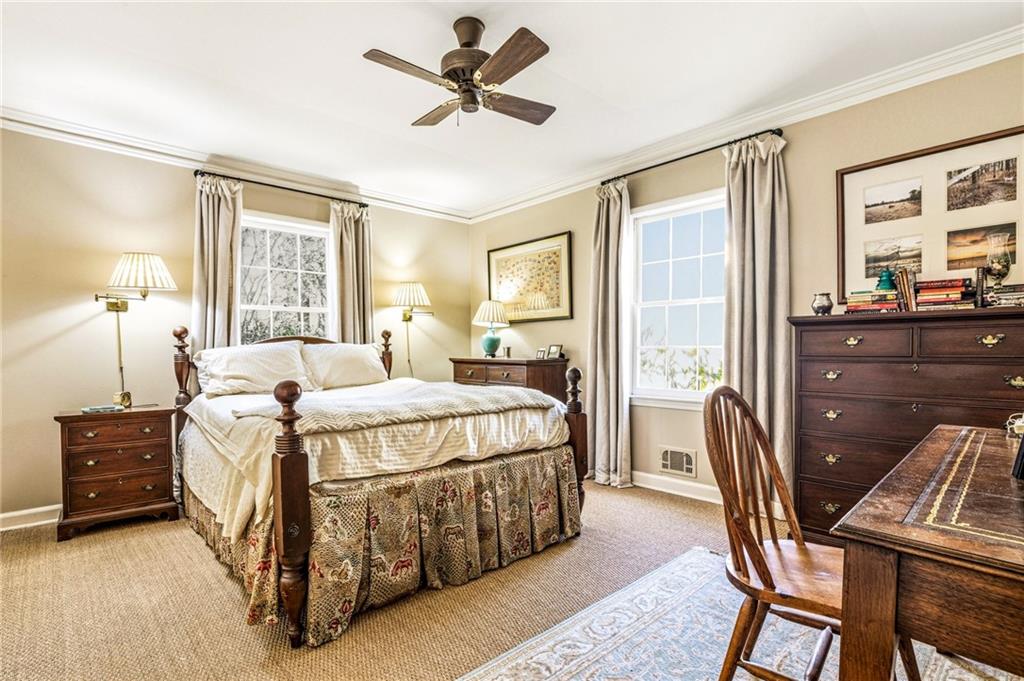 547 Spring Valley Road NW