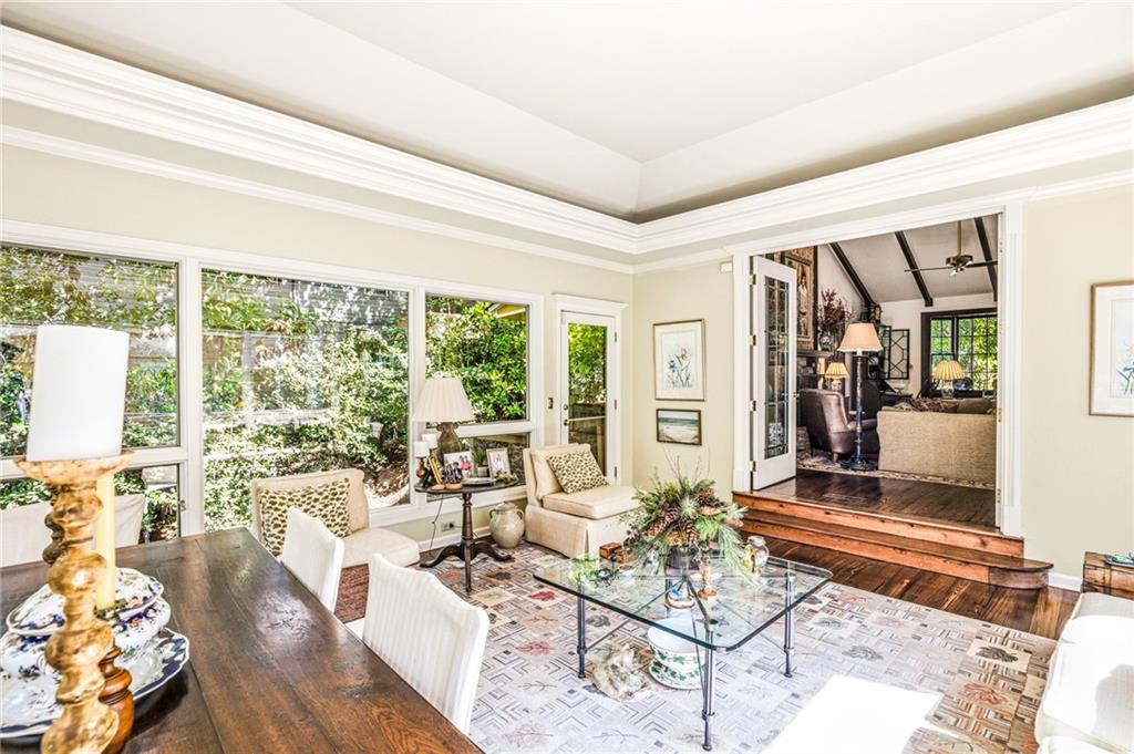 547 Spring Valley Road NW