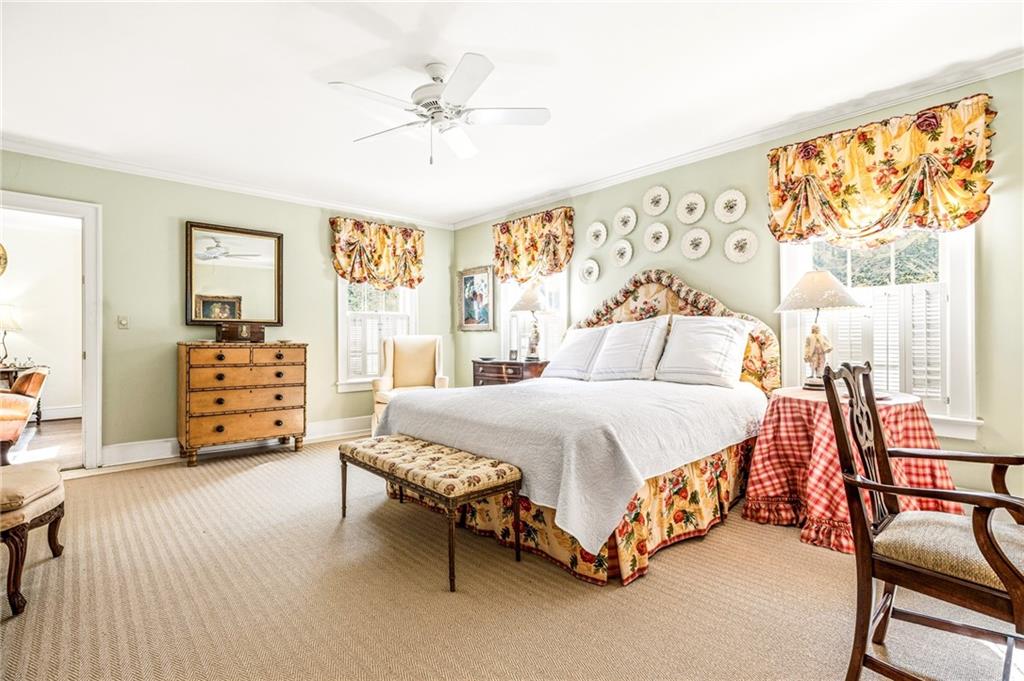 547 Spring Valley Road NW