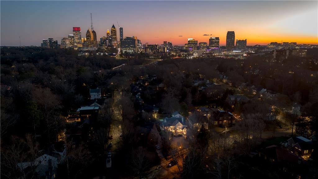 125 Palisades Road NE