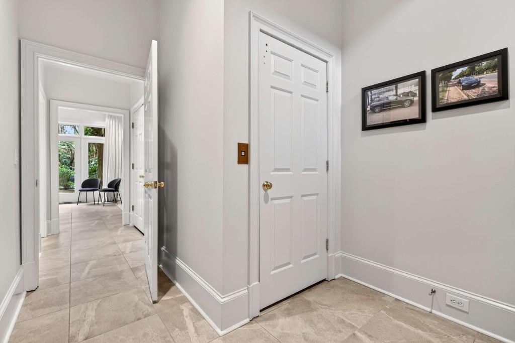 78 Lindbergh Drive NE Unit 100