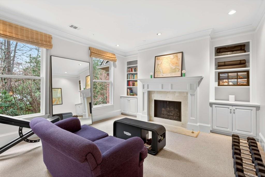 78 Lindbergh Drive NE Unit 100
