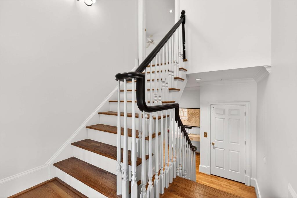 78 Lindbergh Drive NE Unit 100