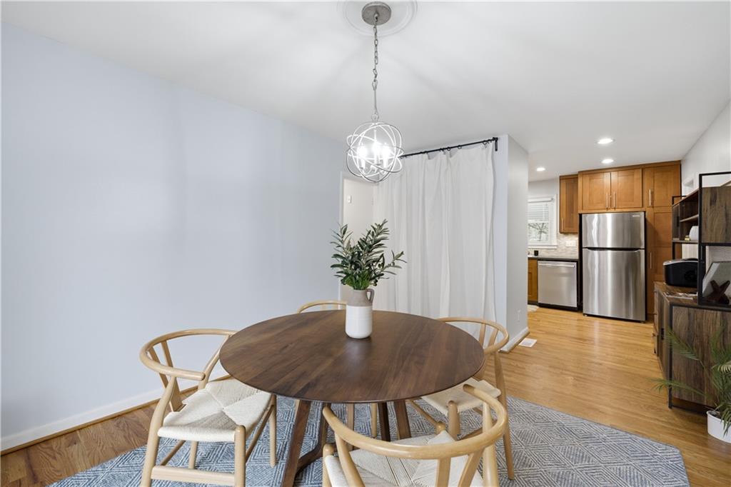 1502 Bubbling Creek Road NE Road