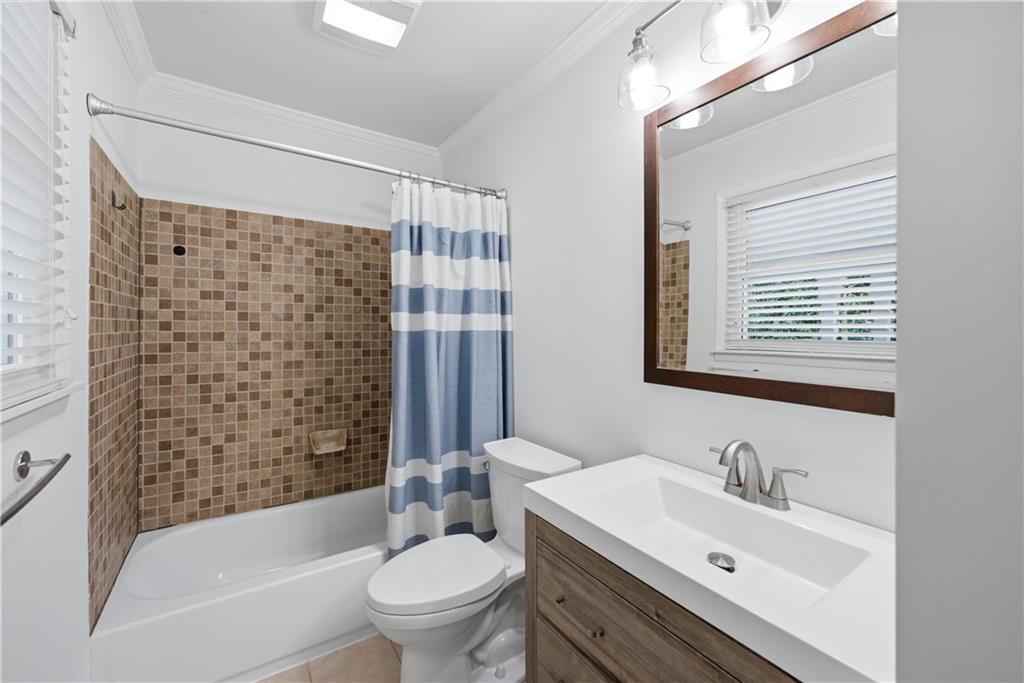 1502 Bubbling Creek Road NE Road