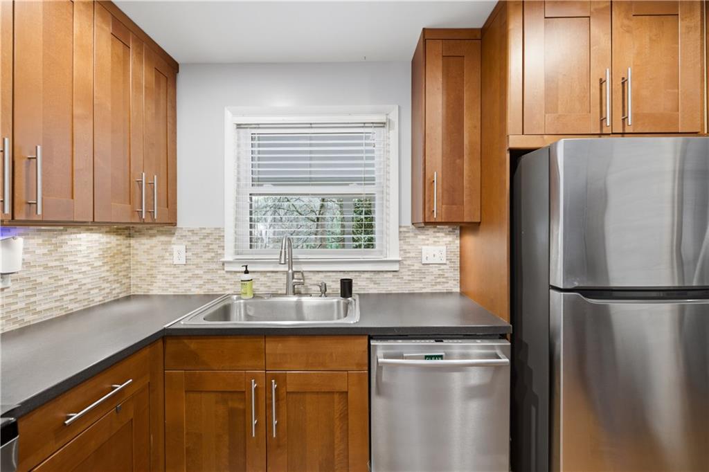 1502 Bubbling Creek Road NE Road