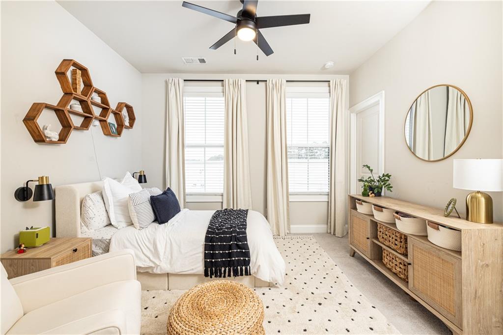 1815 La Dawn Lane NW