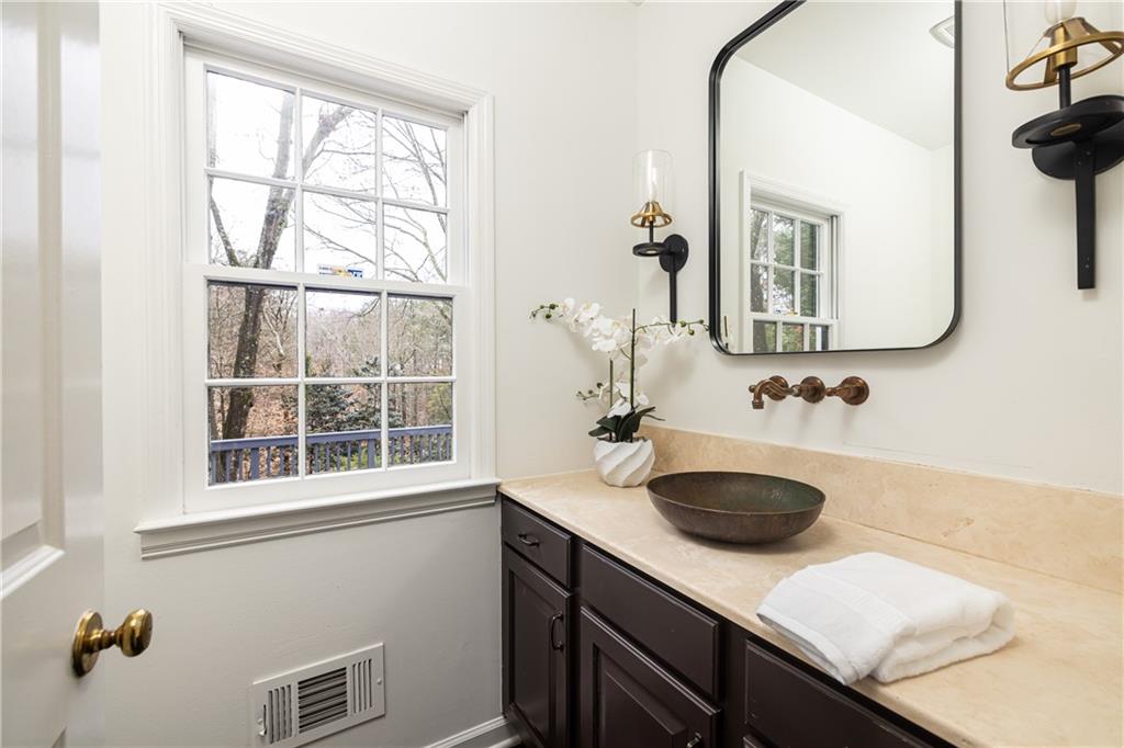 3037 Wellington Court SE