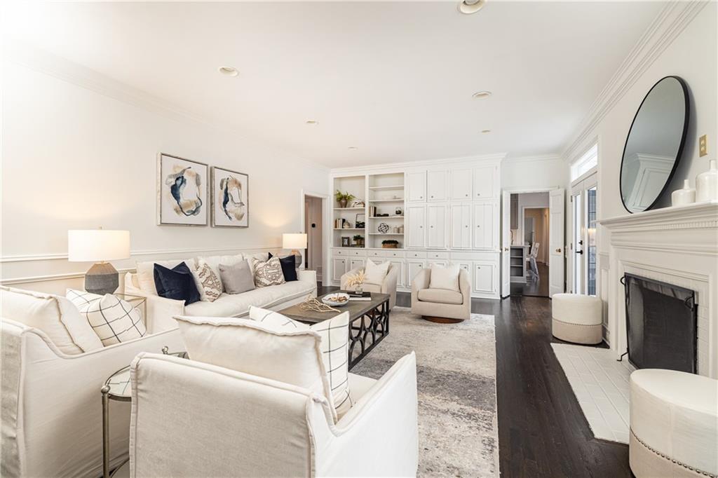 3037 Wellington Court SE