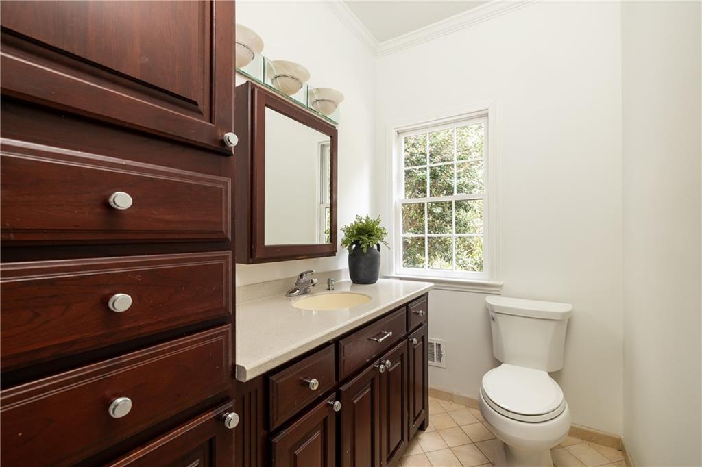 3037 Wellington Court SE