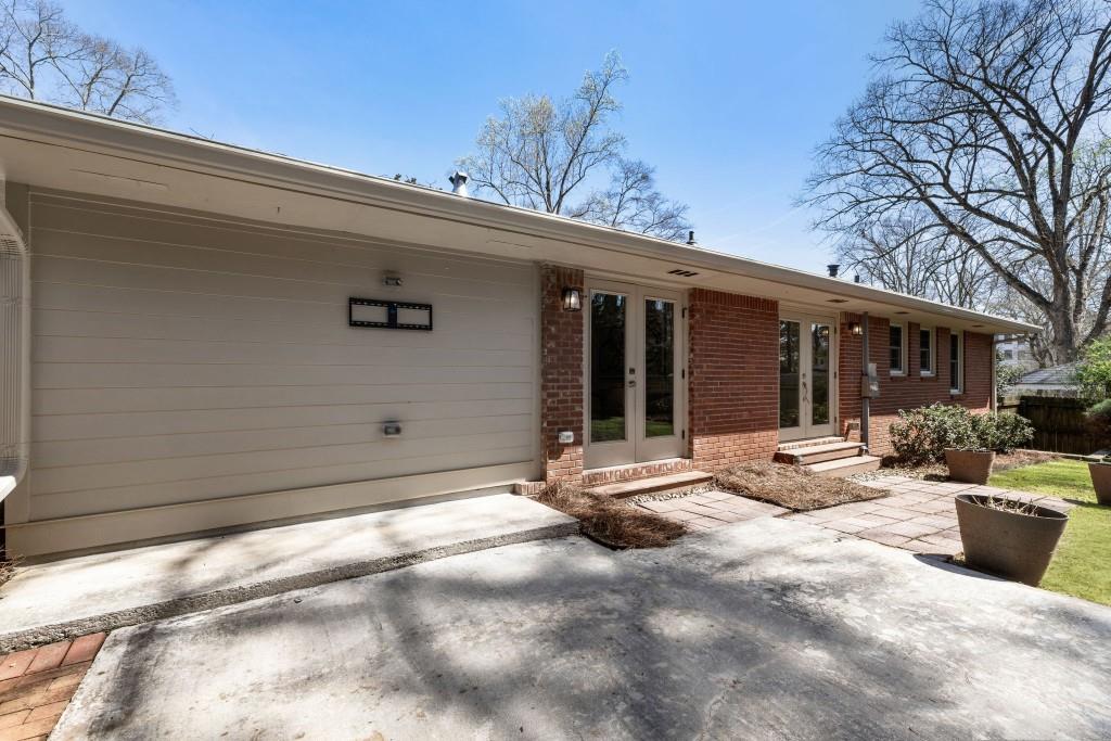 2208 Medfield Trail NE