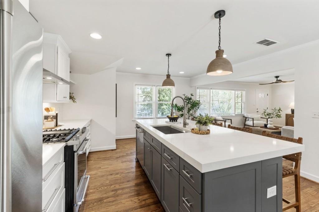 2208 Medfield Trail NE