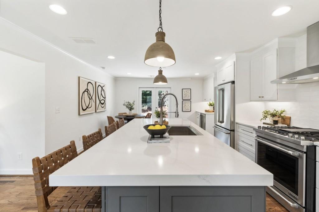 2208 Medfield Trail NE