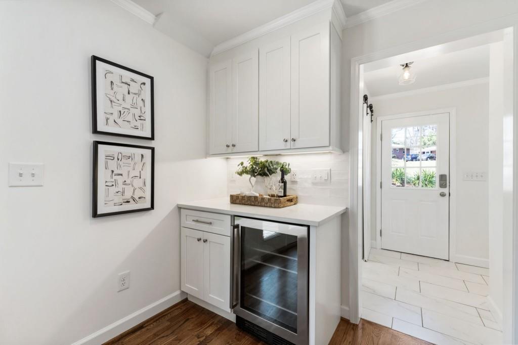 2208 Medfield Trail NE