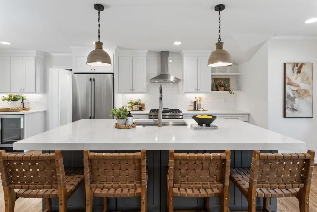 2208 Medfield Trail NE