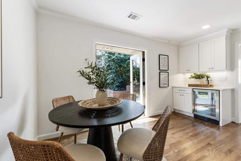 2208 Medfield Trail NE