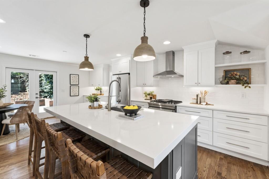 2208 Medfield Trail NE