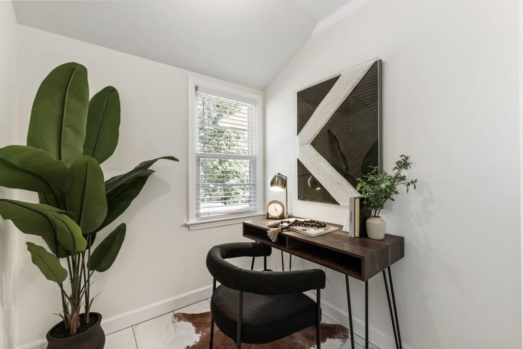 2208 Medfield Trail NE