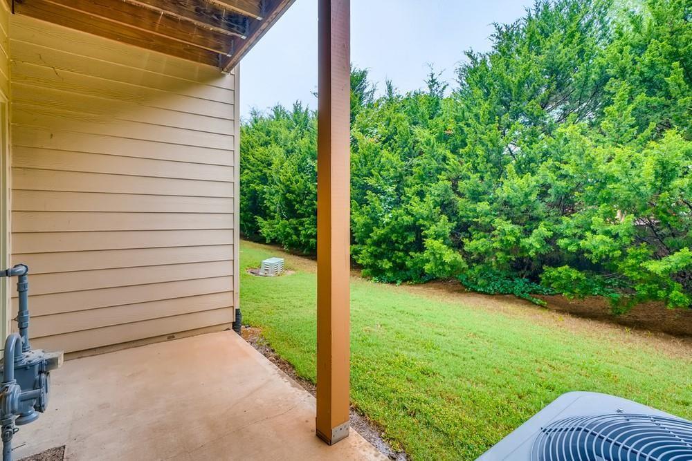 2028 Cobblestone Circle NE