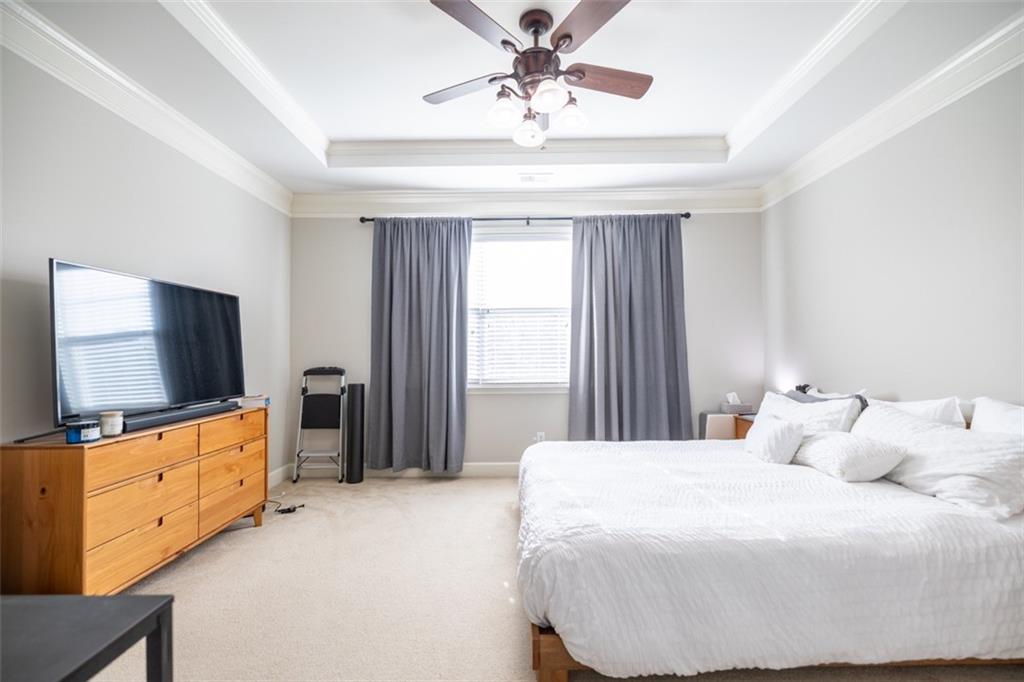 2028 Cobblestone Circle NE