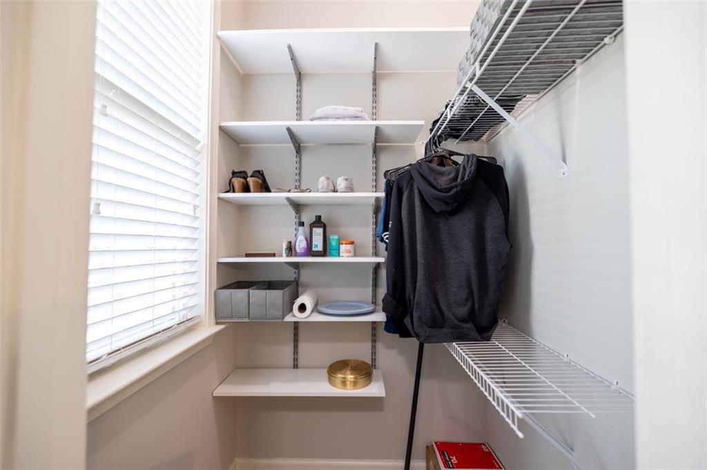 2028 Cobblestone Circle NE