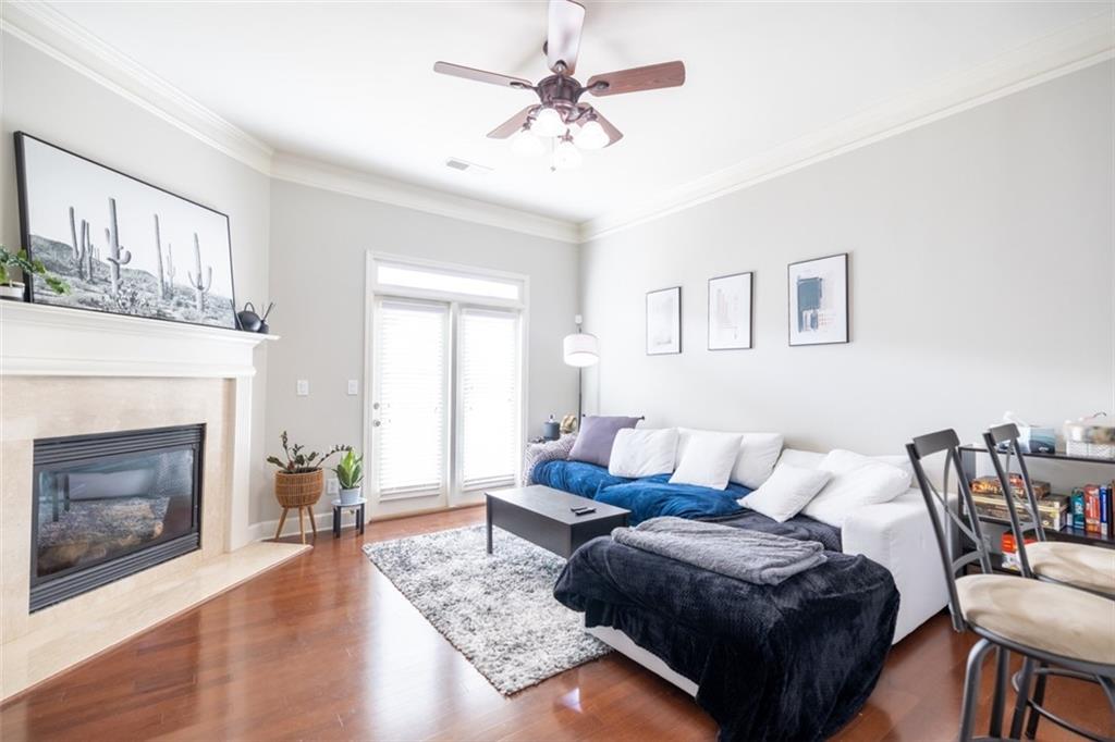 2028 Cobblestone Circle NE