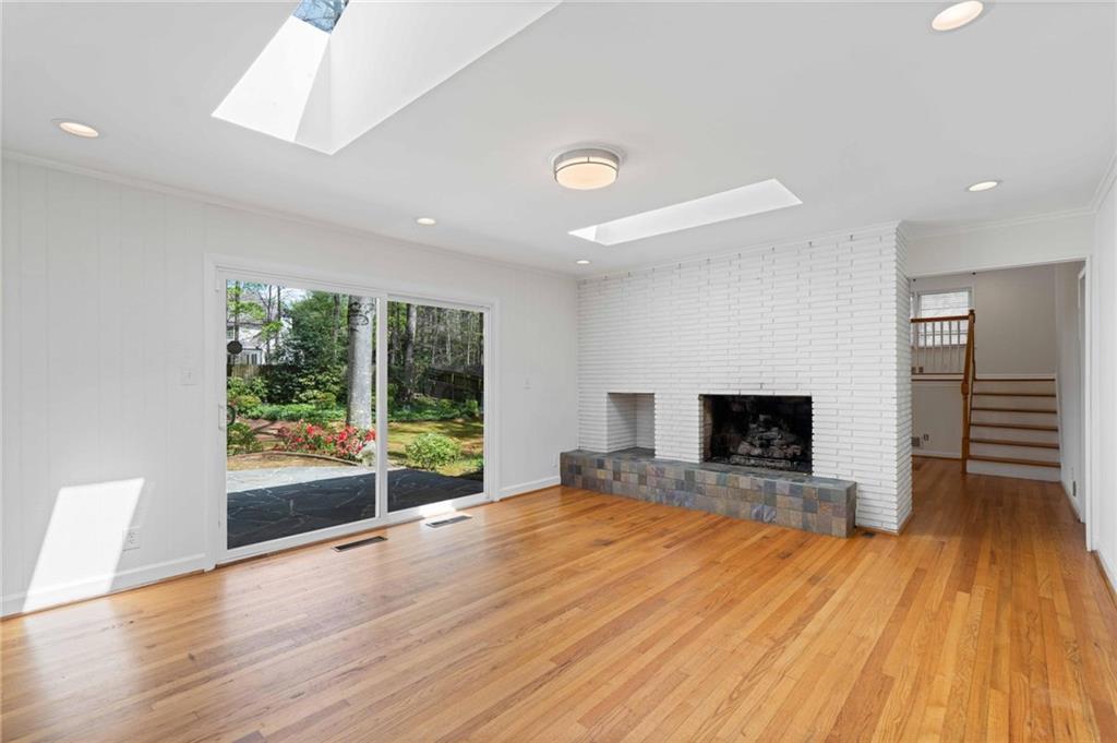 274 Land O Lakes Court NE