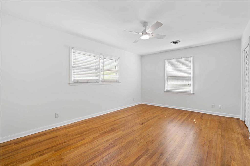 274 Land O Lakes Court NE