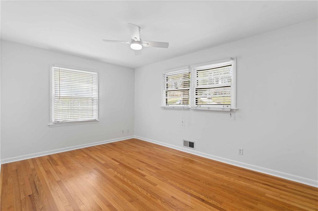 274 Land O Lakes Court NE