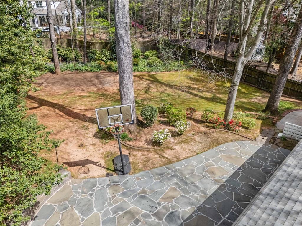 274 Land O Lakes Court NE