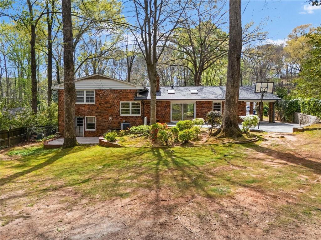 274 Land O Lakes Court NE