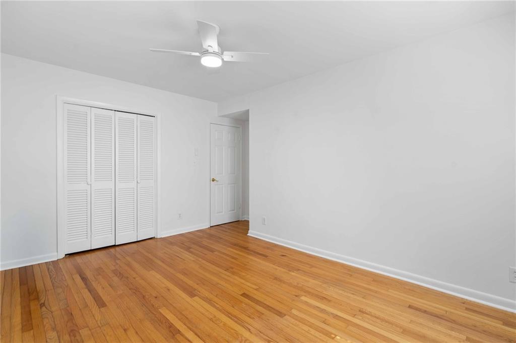 274 Land O Lakes Court NE