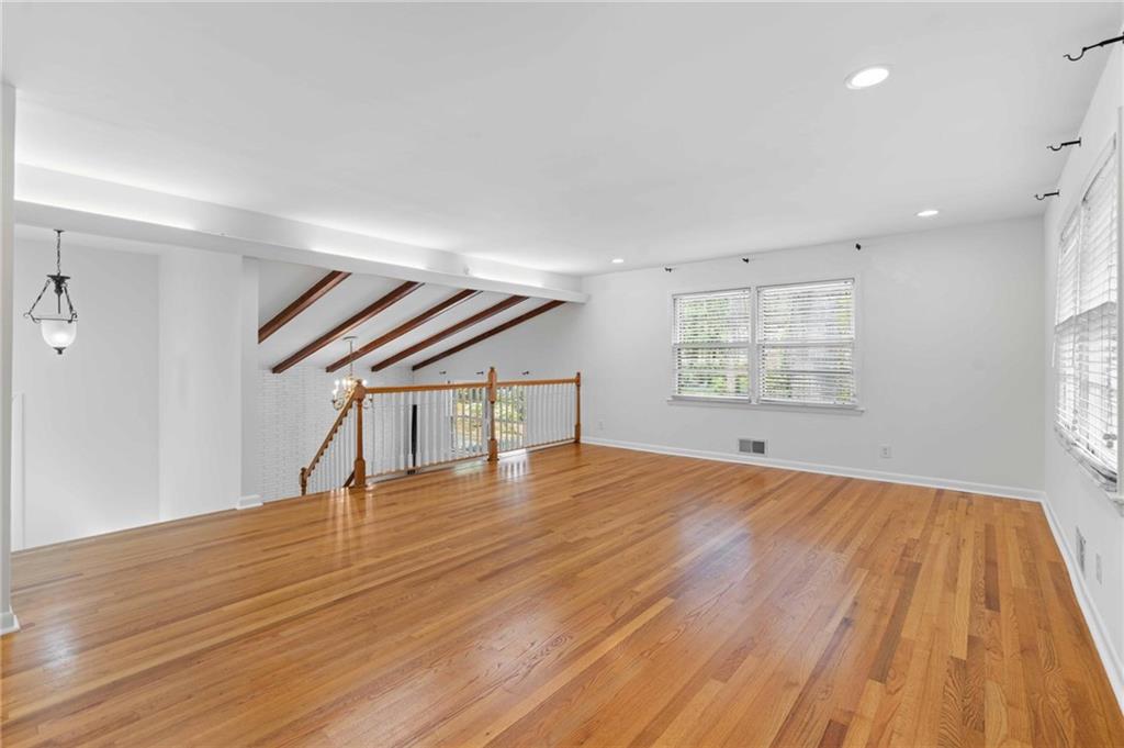 274 Land O Lakes Court NE