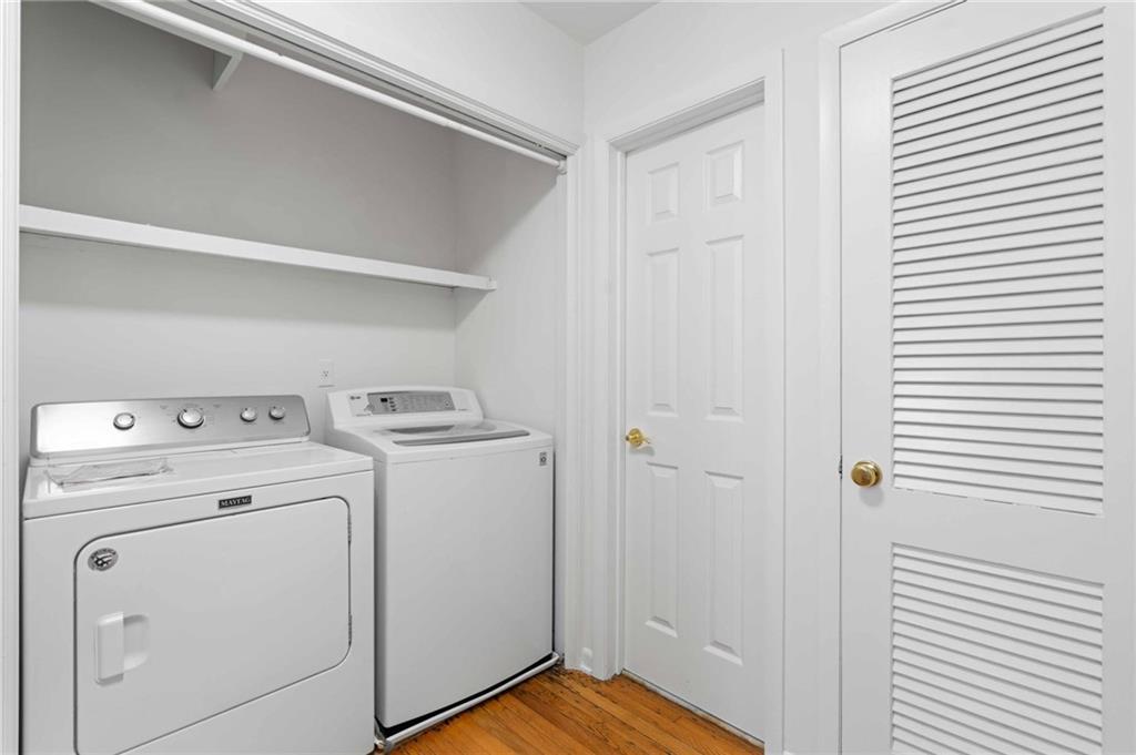 274 Land O Lakes Court NE