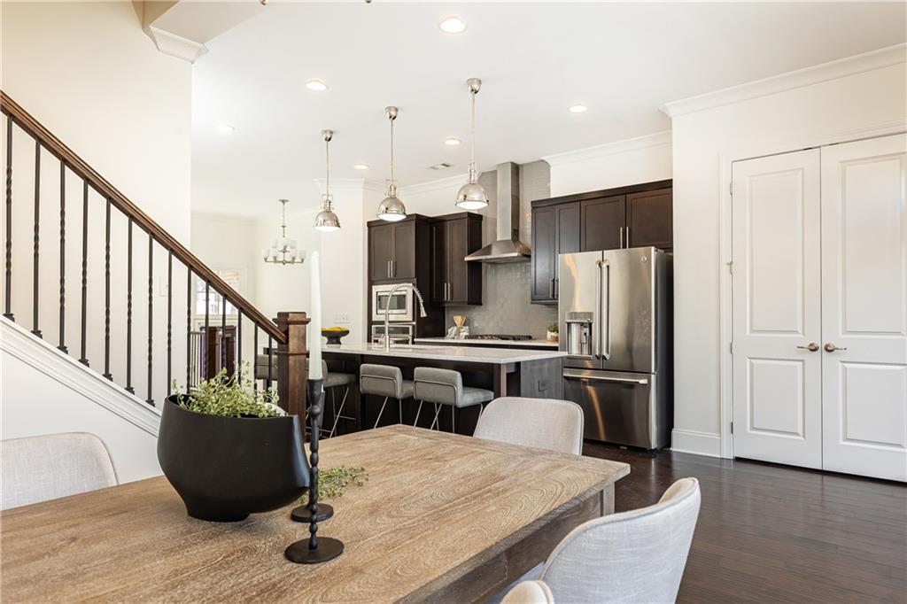 2160 Prestwick Court