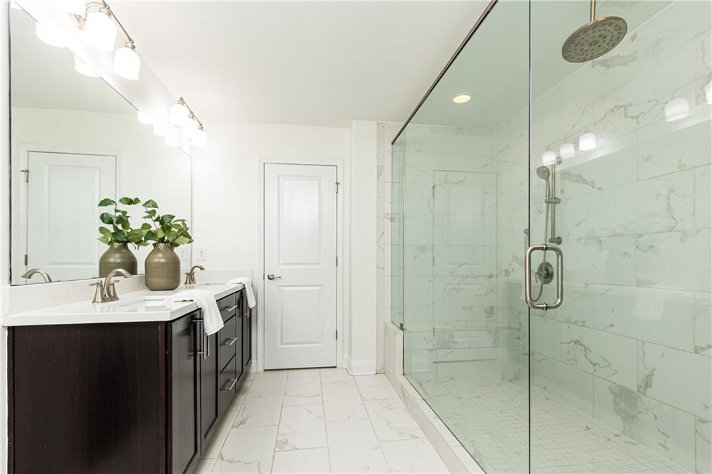 2160 Prestwick Court