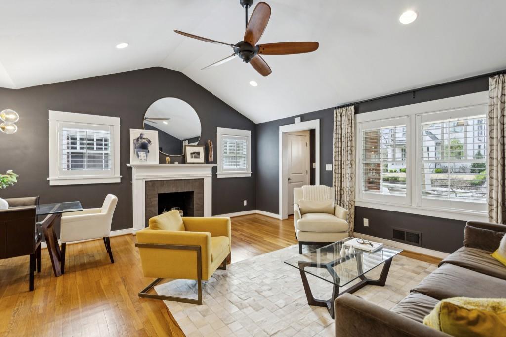 832 Amsterdam Avenue