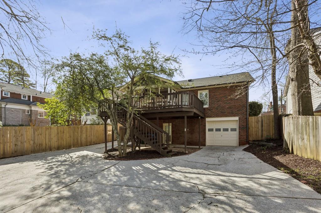 832 Amsterdam Avenue