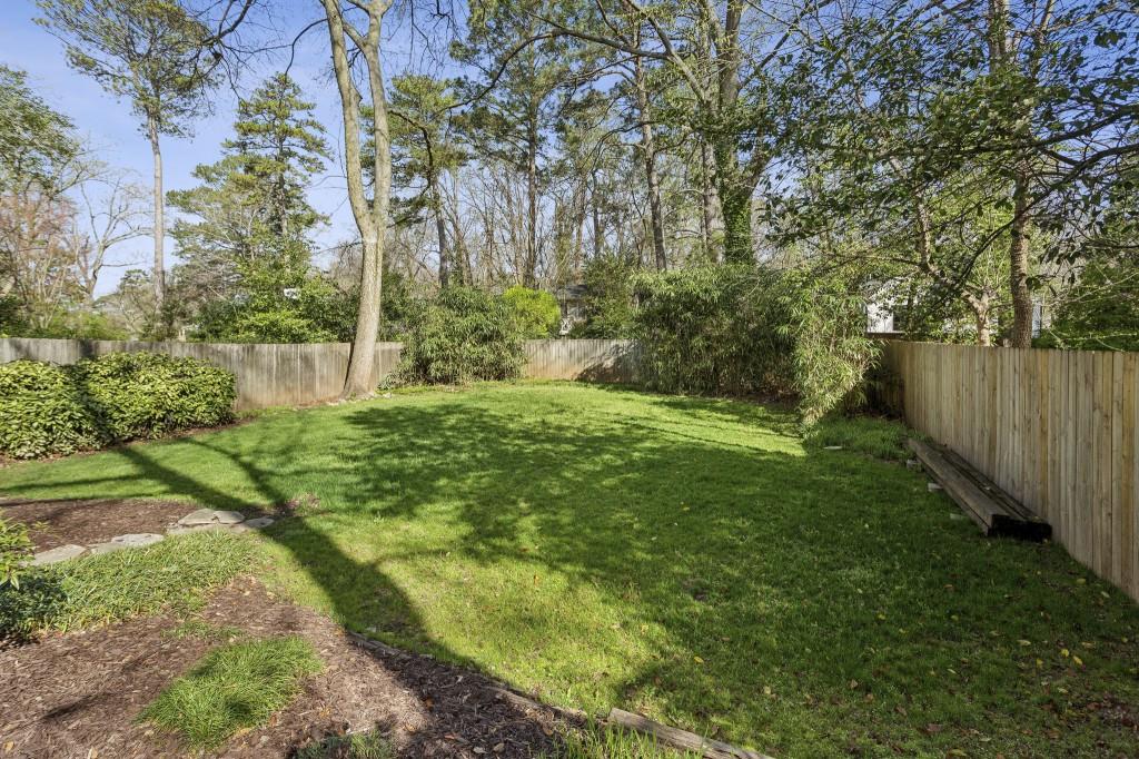 832 Amsterdam Avenue