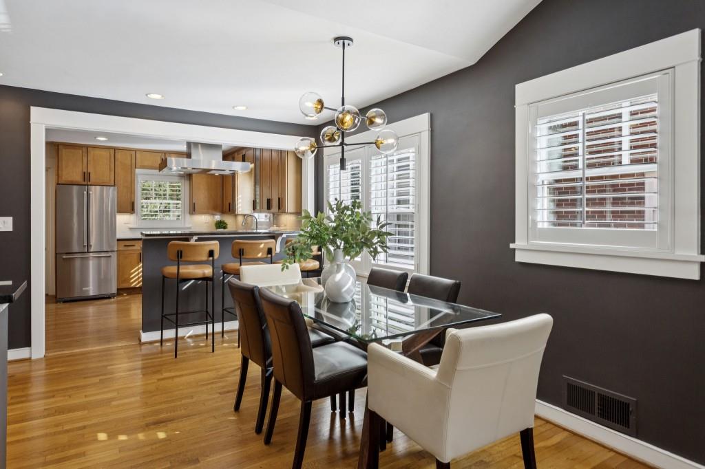 832 Amsterdam Avenue