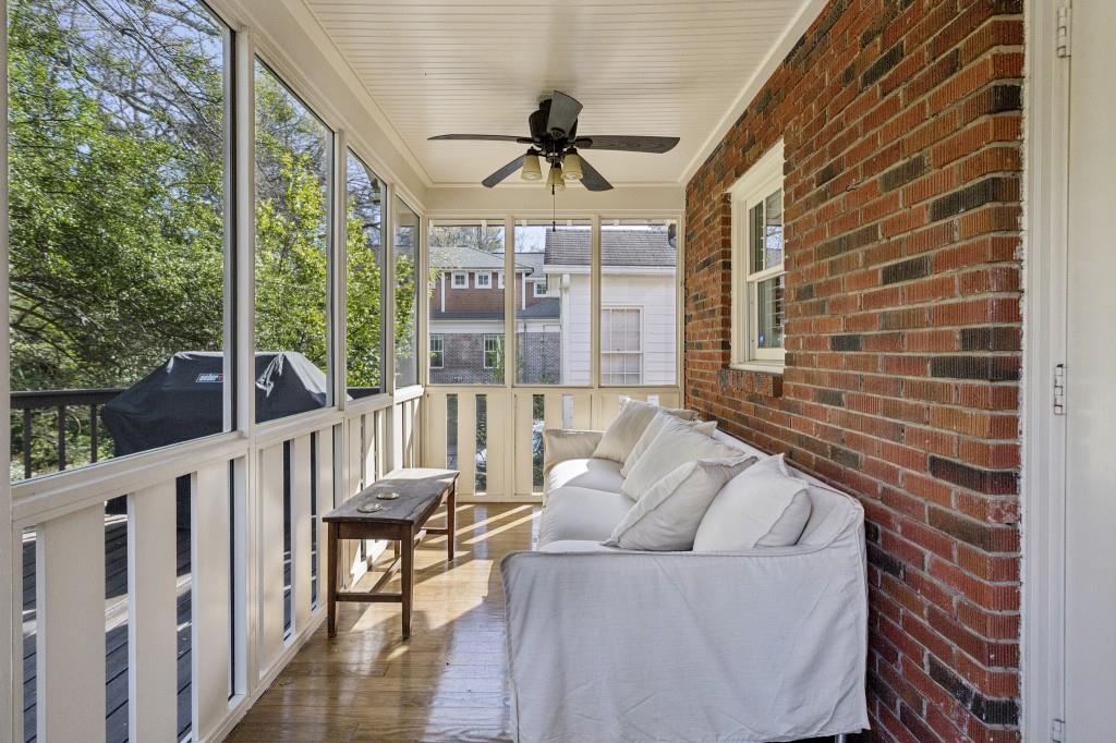 832 Amsterdam Avenue